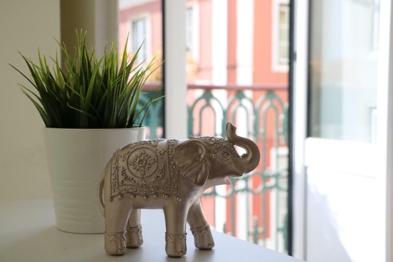Jardim Das Amoreiras Central Apartment Lisbon Luaran gambar