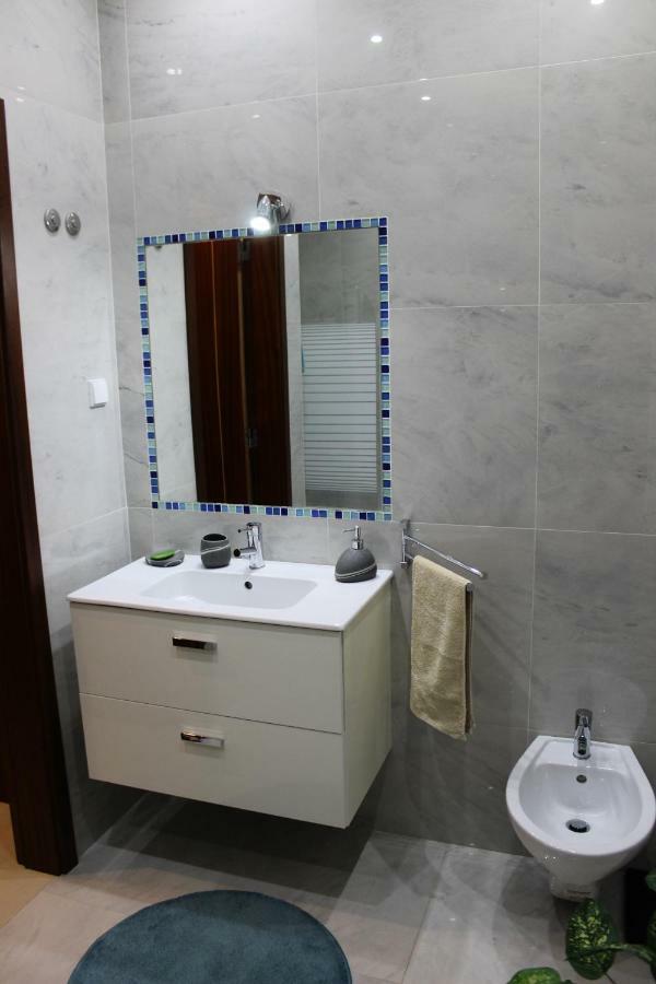Jardim Das Amoreiras Central Apartment Lisbon Luaran gambar